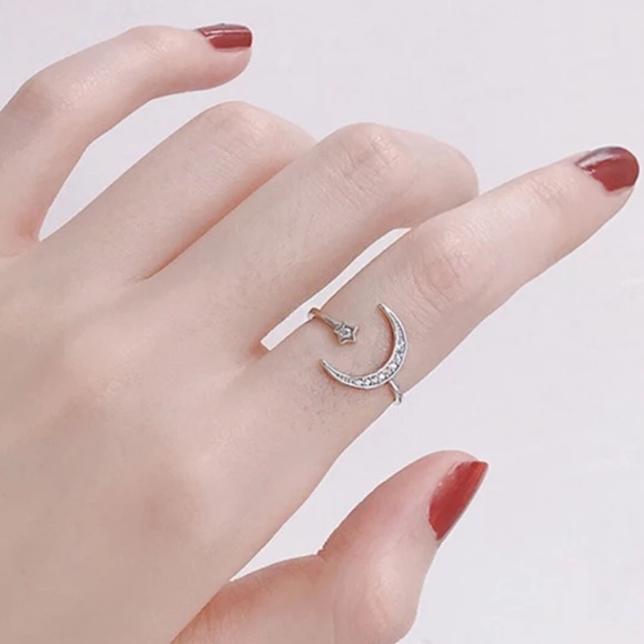 NEW MOON STAR 925 STERLING SILVER ADJUSTABLE RING, CUTE RING, SHINY RING. - Picture 3 of 5